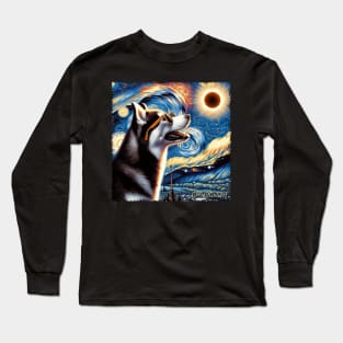 Siberian Huskie Eclipse Expedition: Stylish Tee for Snow-Loving Dog Fans Long Sleeve T-Shirt